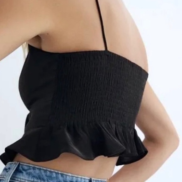 ZARA Stunning & Shimmering Crop Front Tie-Up Top, with smocking & Ruffled Hem❣️ - Picture 3 of 14
